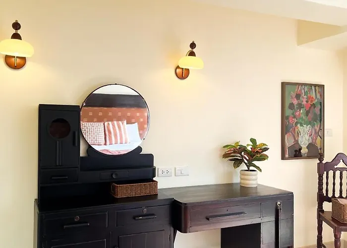 Elegant And Spacious 2 Bedroom Walk To Bts Nana 公寓 *
