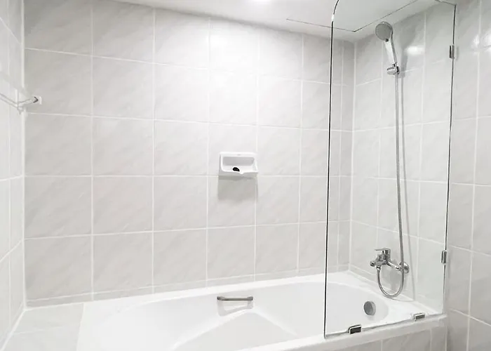 公寓 Elegant And Spacious 2 Bedroom Walk To Bts Nana