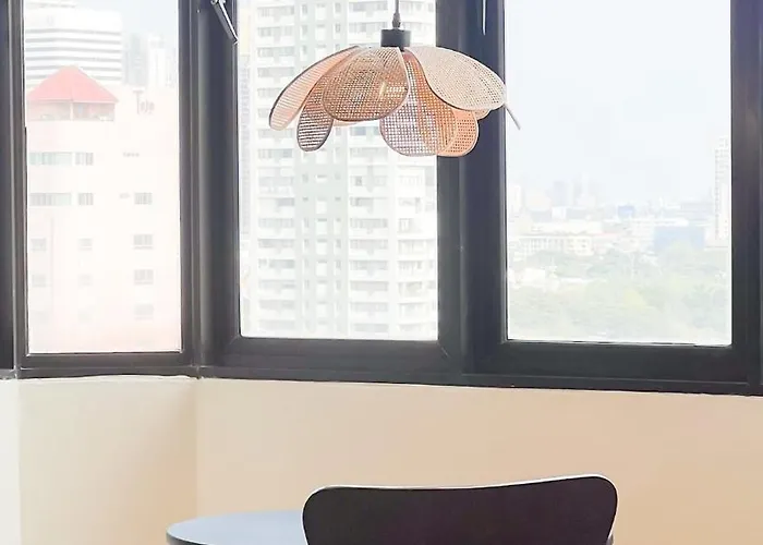 公寓 Elegant And Spacious 2 Bedroom Walk To Bts Nana 曼谷