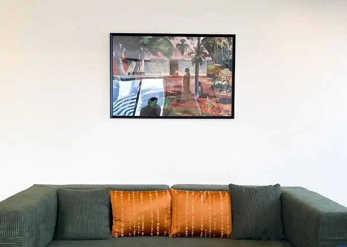 Elegant And Spacious 2 Bedroom Walk To Bts Nana * 曼谷